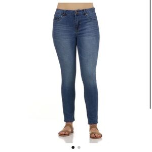 D. JEANS Women's Skinny Ankle Jeans Blue Size 16W